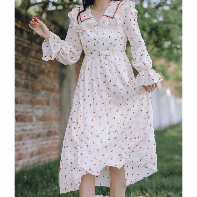 Vintage-style Romantic Heart Print Cottage Dress