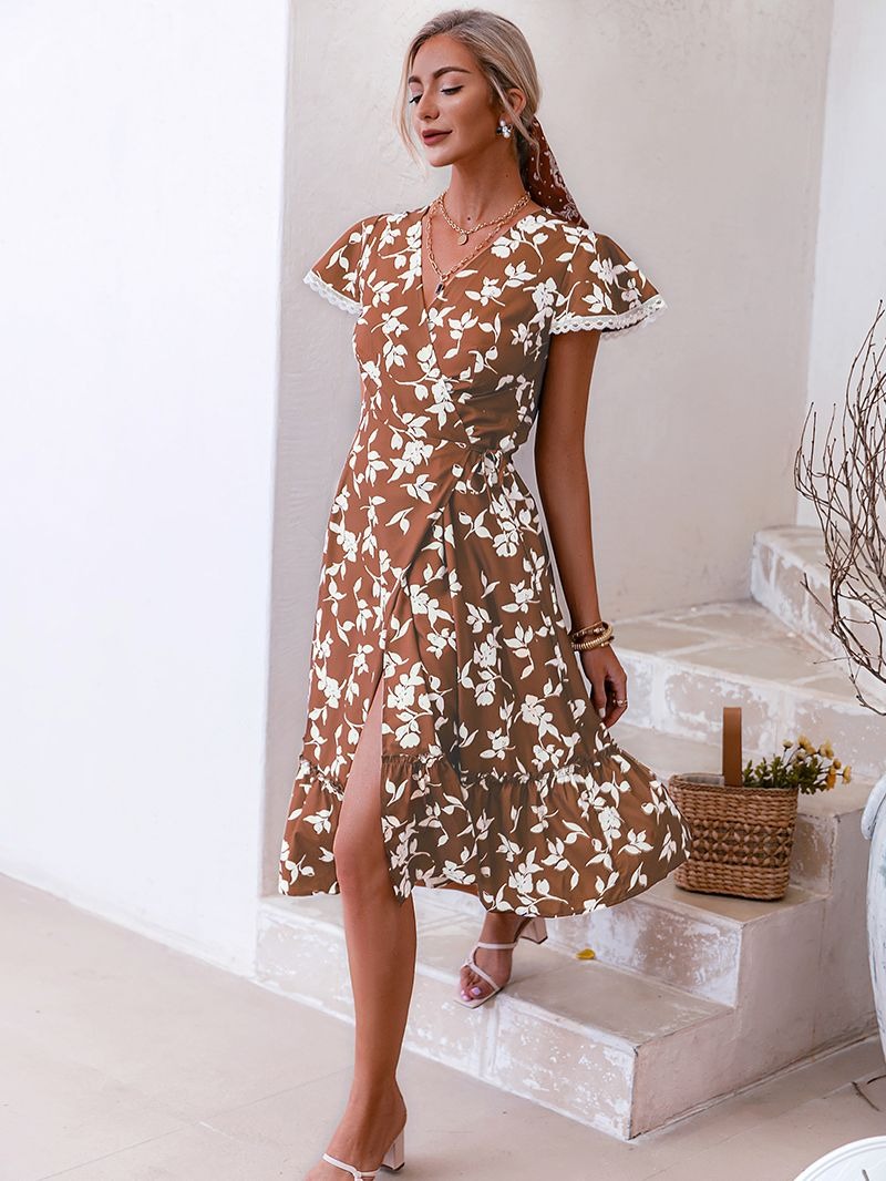 Cottagecore dress brown with floral patterns 1